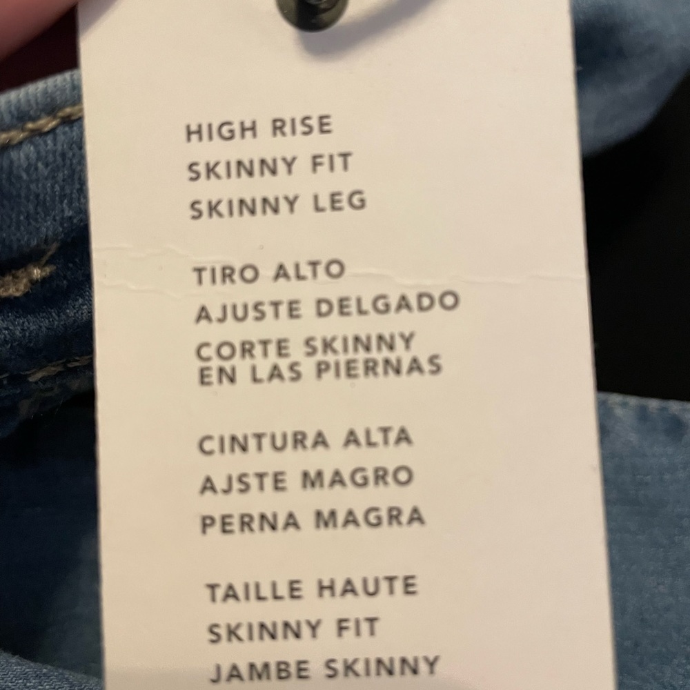 High Rise Skinny Fit Jeans NWT